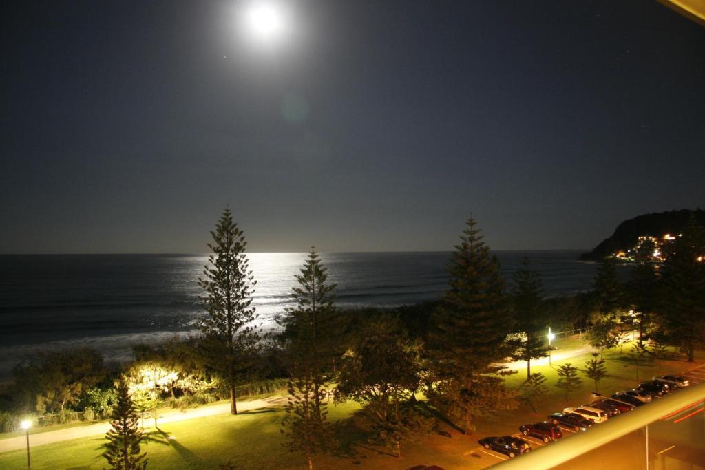 Wyuna Beachfront Holiday Apartments Gold Coast Pokój zdjęcie